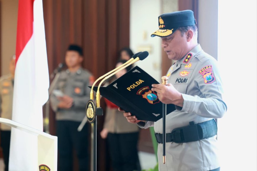 Kapolda Jatim Pimpin Sertijab Kabid TIK dan Sejumlah Kapolres Baru